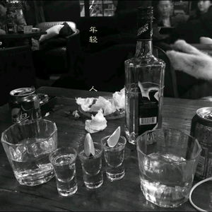 淫荡妈妈口交黑人阳具视频
